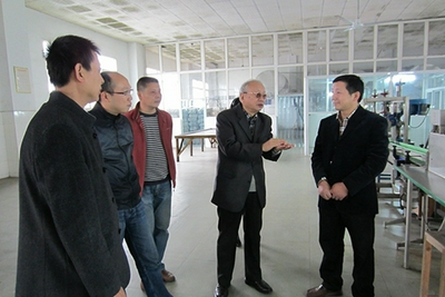 著名白酒專(zhuān)家、四川省釀酒工業(yè)協(xié)會(huì)專(zhuān)家副組長(zhǎng)（胡永松）親臨我廠(chǎng)指導(dǎo)